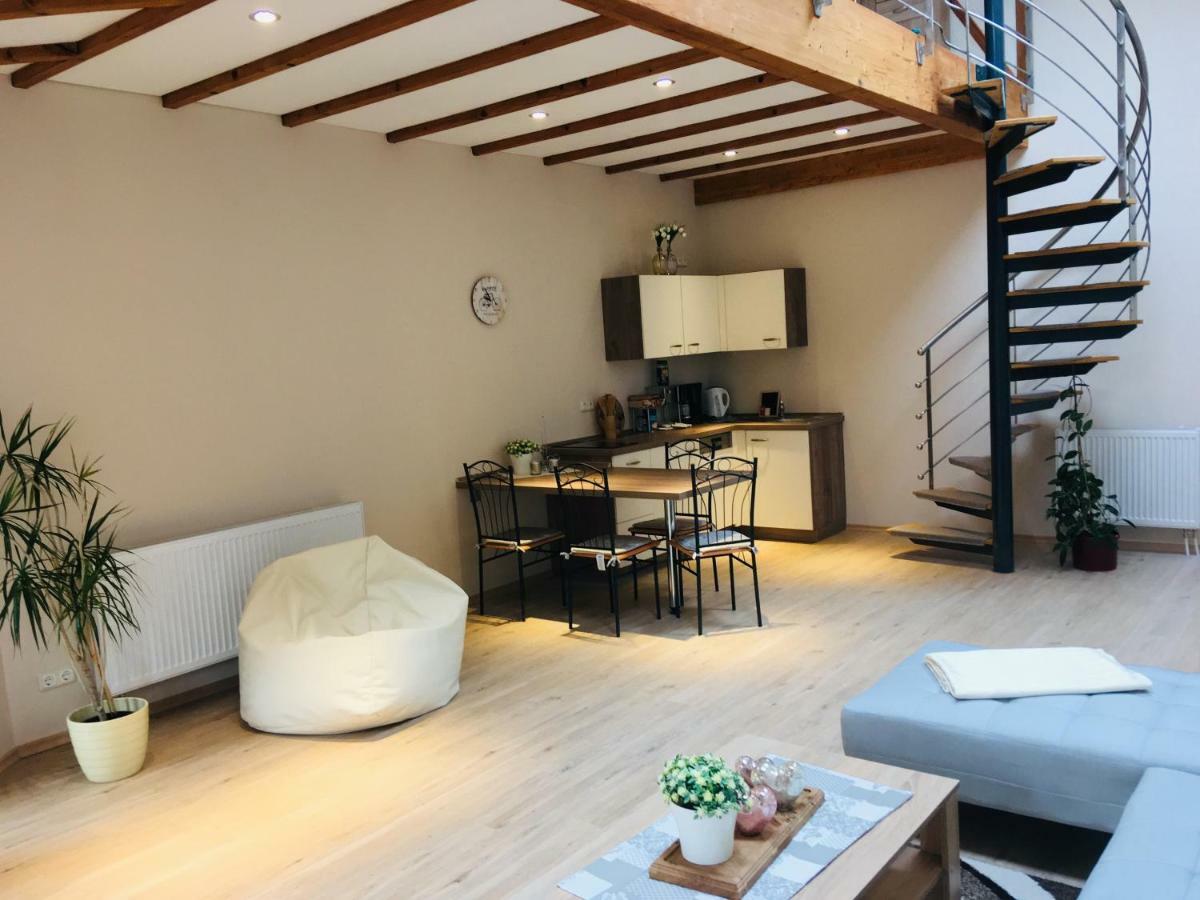 Ferienwohnung am Nürburgring/Wintersport Arft Acht Exterior foto